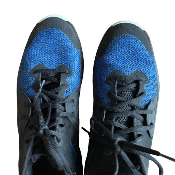 Nike Air • Versatile III Basketball Shoes - Picture 6 of 8